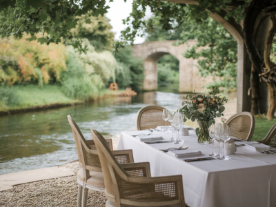 How to arrange a private riverside dinner in york for small celebrations
